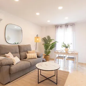 https://rosaleda-21-in-the-city-center-by-ele-apartments.es-andalucia.com