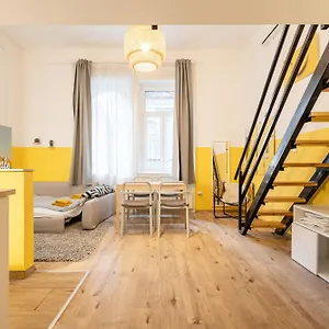Charming In The Heart Of The Jewish Quarter W41 Yellow Apartamento
